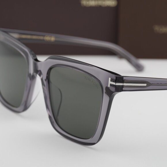 Tom Ford FT0969-K 20A Square Sunglasses - Grey/Smoke - Picture 7 of 8